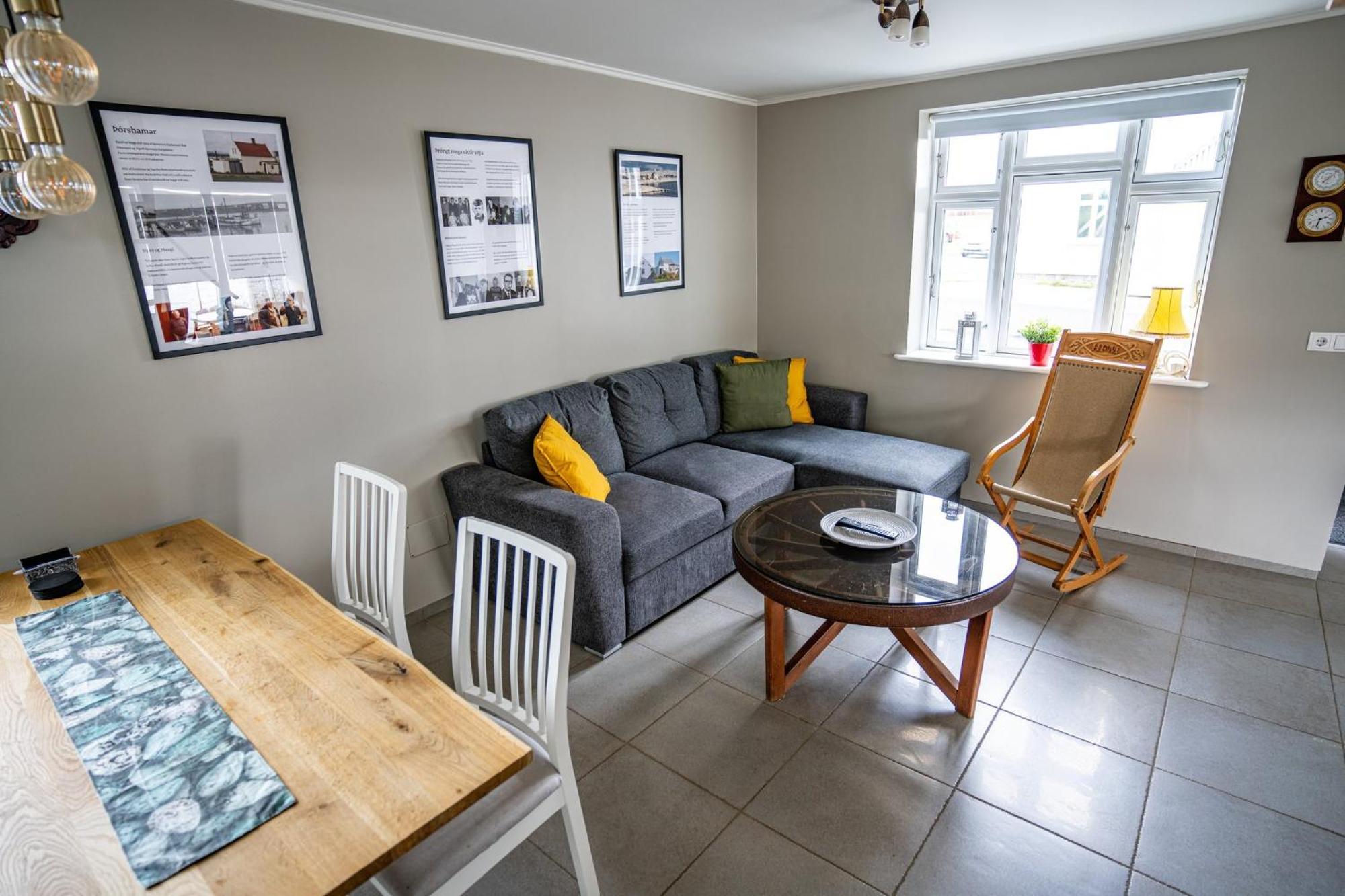 Guesthouse Lyngholt Þórshöfn Eksteriør billede