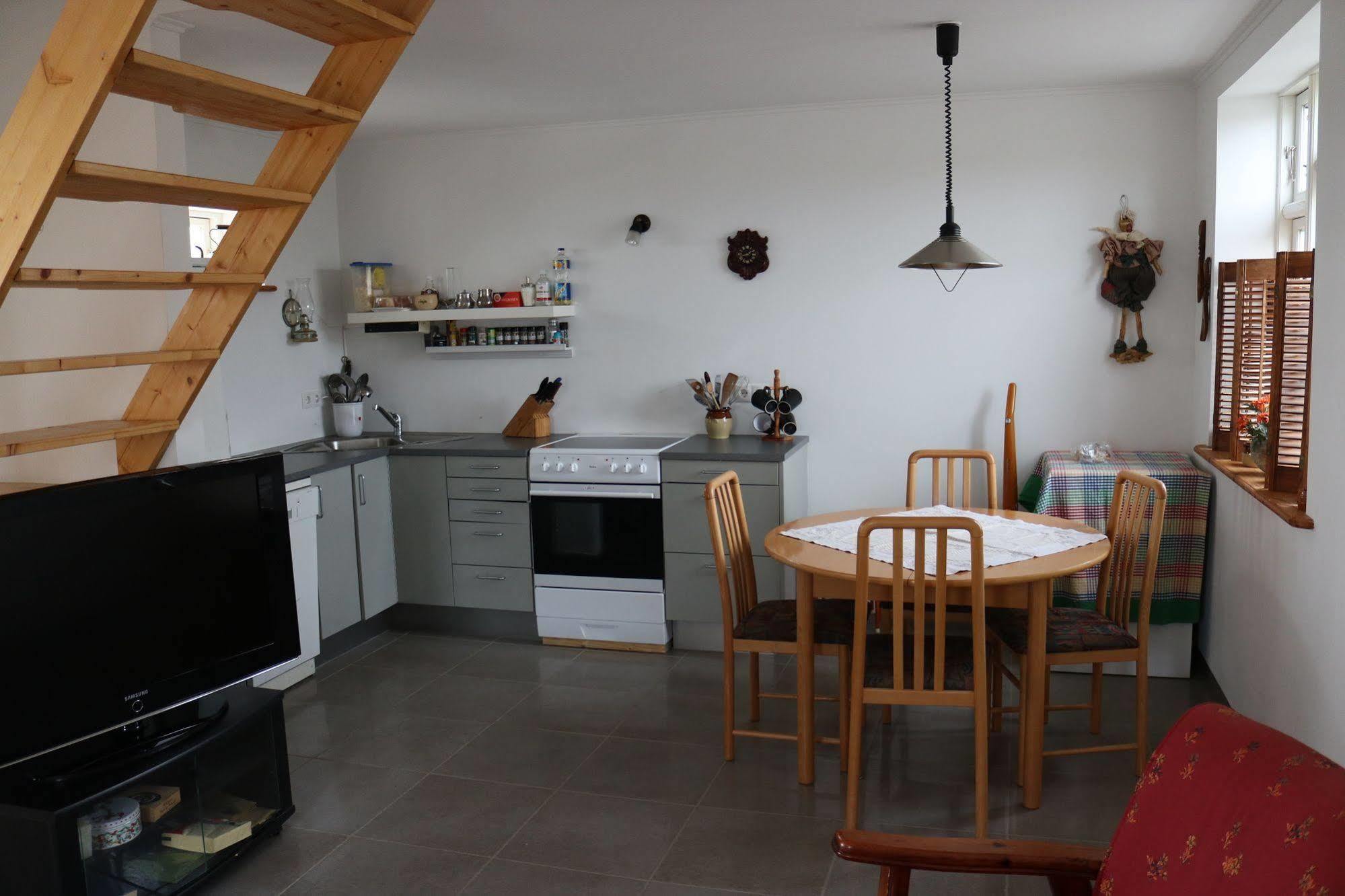 Guesthouse Lyngholt Þórshöfn Eksteriør billede